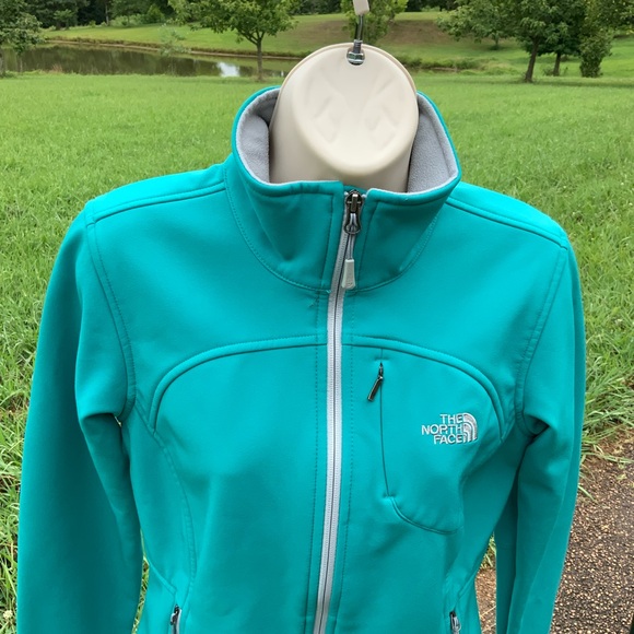 The North Face Windfall Womens Full Zip Softshell Jacket TRENDING POP OF COLOR - Picture 5 of 11